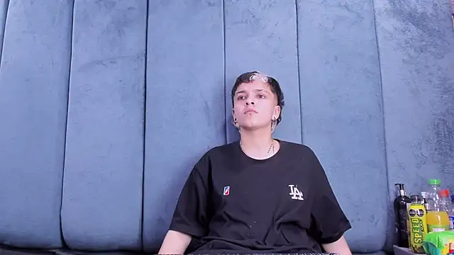 Megan Thompson  online show from April 2026 02:47:02 AM