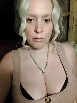 Snapshot of Bouncy-Bella28X chatting on September 2025 09:25:02 PM Bouncy-Bella28X online show from September 2025 09:25:02 PM