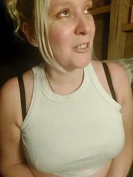 Snapshot of Bouncy-Bella28X chatting on October 2025 09:46:02 PM Bouncy-Bella28X online show from October 2025 09:46:02 PM