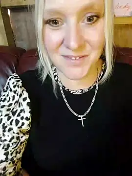 Snapshot of Bouncy-Bella28X chatting on November 2025 12:26:01 PM Bouncy-Bella28X online show from November 2025 12:26:01 PM