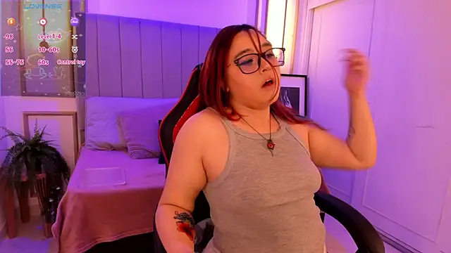 Snapshot of Cherry_blush_ chatting on September 2025 07:38:01 PM Cherry blush  online show from September 2025 07:38:01 PM