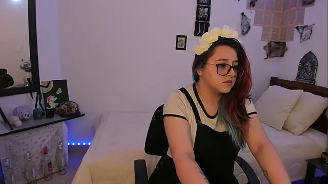 Snapshot of Cherry_blush_ chatting on October 2025 09:37:01 PM Cherry blush  online show from October 2025 09:37:01 PM