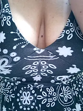 SweettyNaugthy online show from November 2025 07:33:02 AM