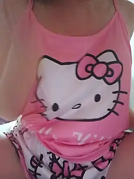 Snapshot of Hottiesophie chatting on July 2026 04:43:01 PM Hottiesophie online show from July 2026 04:43:01 PM