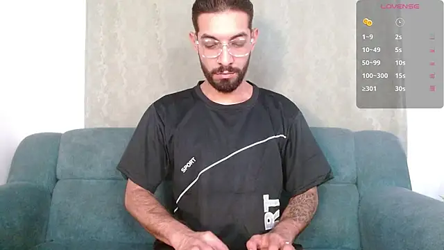 Snapshot of ReyPablo1 chatting on September 2025 07:47:01 PM ReyPablo1 online show from September 2025 07:47:01 PM