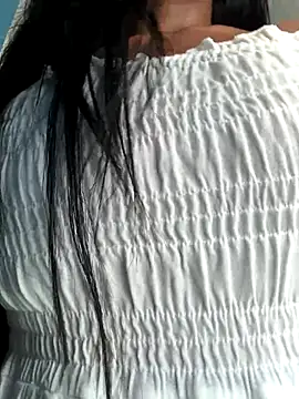 Bustykeyla online show from December 2025 07:53:02 PM