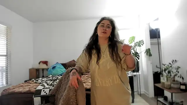 Alix Valentine online show from September 2025 09:05:02 PM