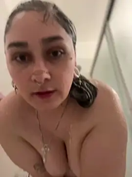 Alix Valentine online show from February 2026 05:19:01 AM