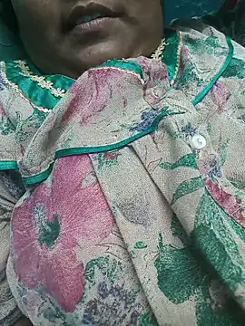 Villageanuty online show from January 2026 03:47:01 PM