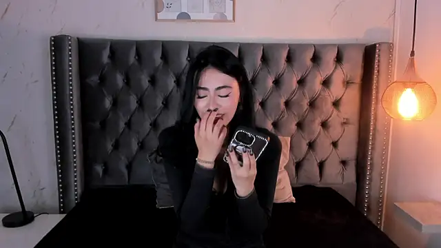 Anya Belth online show from July 2026 06:47:02 PM