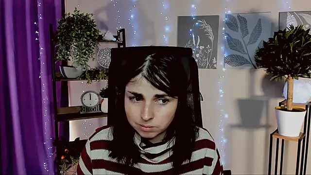 MartaEdams online show from February 2026 06:28:02 AM