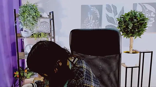 MartaEdams online show from April 2026 06:19:02 AM