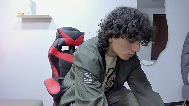 JackesTaylor online show from October 2025 05:08:01 AM