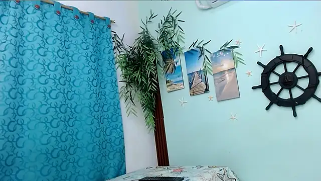 eladyrous98 online show from January 2026 01:05:02 PM