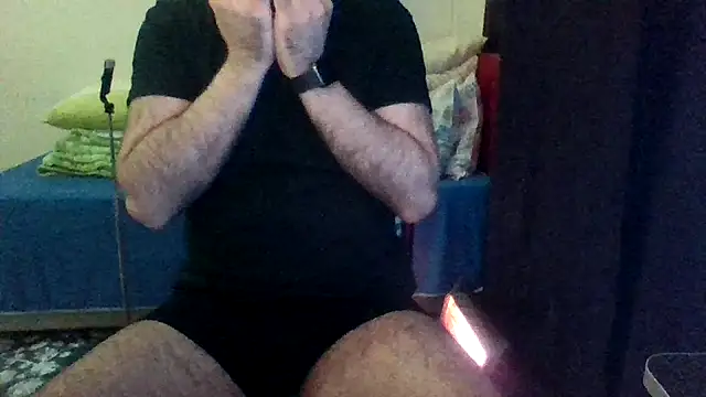 Snapshot of st206boy chatting on April 2026 10:36:02 PM st206boy online show from April 2026 10:36:02 PM
