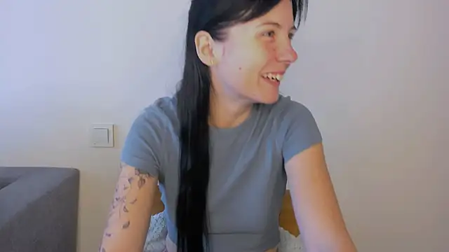 Elle Pearl  online show from October 2025 06:31:01 AM