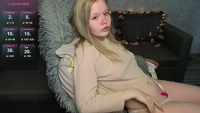 Snapshot of Wendy_228 chatting on May 2026 01:13:01 AM Wendy 228 online show from May 2026 01:13:01 AM
