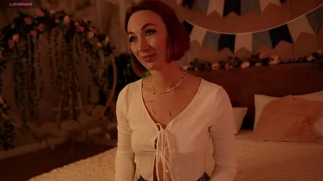 Serena Waldarf online show from September 2025 04:56:02 PM