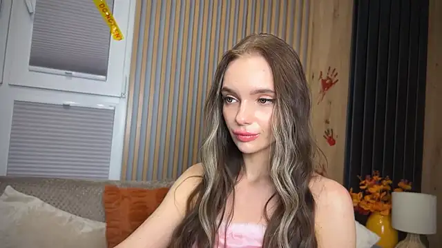 litlle angelll online show from October 2025 10:47:02 PM