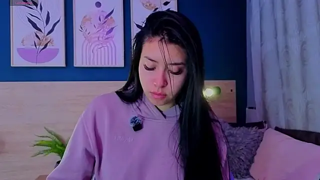 Snapshot of SarahMiler_ chatting on March 2026 12:16:02 PM SarahMiler online show from March 2026 12:16:02 PM