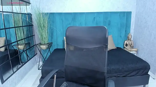 VictoriaaBlair online show from February 2026 06:28:02 PM