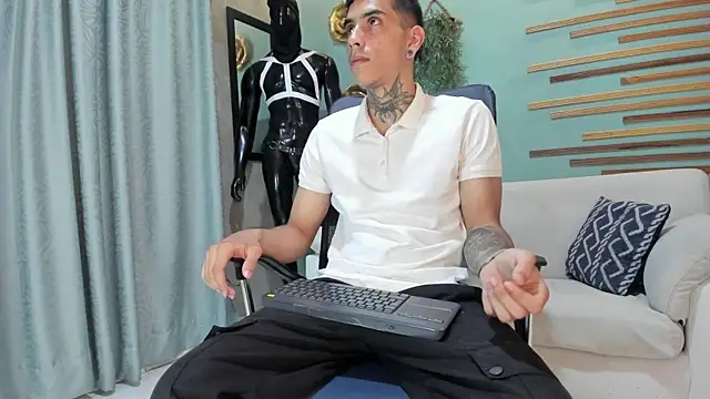 jharol cardonaa online show from November 2025 01:38:01 AM