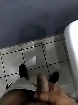 Leofj007 online show from November 2025 08:18:02 PM