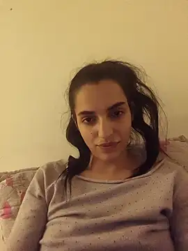 Snapshot of SweetMelodyZ chatting on November 2025 06:43:01 PM SweetMelodyZ online show from November 2025 06:43:01 PM