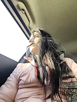 Snapshot of SweetMelodyZ chatting on November 2025 07:09:02 AM SweetMelodyZ online show from November 2025 07:09:02 AM