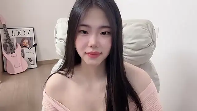 suki-1 online show from December 2025 06:33:01 AM