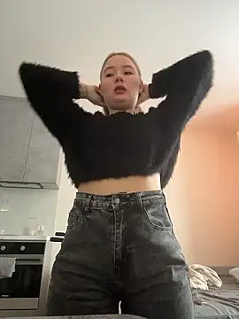 StephanieMur online show from January 2026 06:18:02 AM