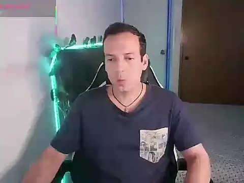 Snapshot of Cerso1 chatting on June 2026 03:35:01 AM Cerso1 online show from June 2026 03:35:01 AM