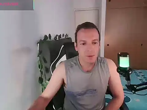Snapshot of Cerso1 chatting on July 2026 12:30:01 PM Cerso1 online show from July 2026 12:30:01 PM