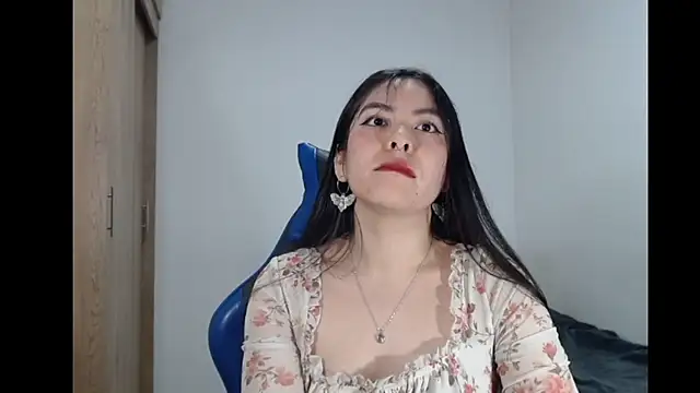 Snapshot of EloiseJun chatting on February 2026 04:09:02 AM EloiseJun online show from February 2026 04:09:02 AM