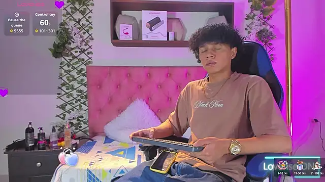  taylor black online show from February 2026 09:09:02 PM