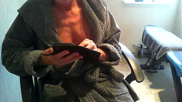 Snapshot of rogpb chatting on October 2025 08:03:01 AM rogpb online show from October 2025 08:03:01 AM