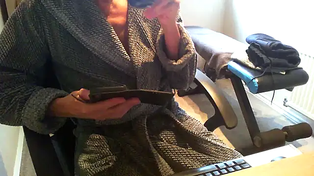 Snapshot of rogpb chatting on January 2026 09:44:02 AM rogpb online show from January 2026 09:44:02 AM