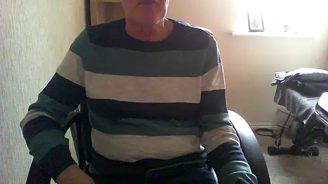 Snapshot of rogpb chatting on March 2026 03:14:01 PM rogpb online show from March 2026 03:14:01 PM