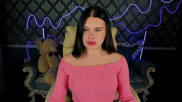 Neyla Charm online show from November 2025 08:11:01 PM