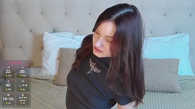 MichelleRoux online show from November 2025 11:31:02 AM