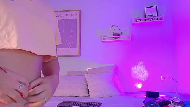 BelaMiller  online show from December 2025 11:39:02 AM