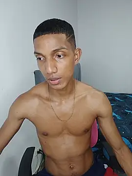 miguelmarcus online show from June 2026 09:25:01 PM