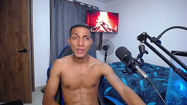 miguelmarcus online show from July 2026 09:43:02 PM