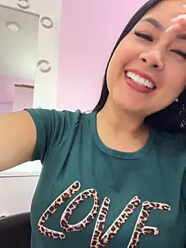 Snapshot of CrisMarulanda chatting on May 2026 04:14:02 PM CrisMarulanda online show from May 2026 04:14:02 PM