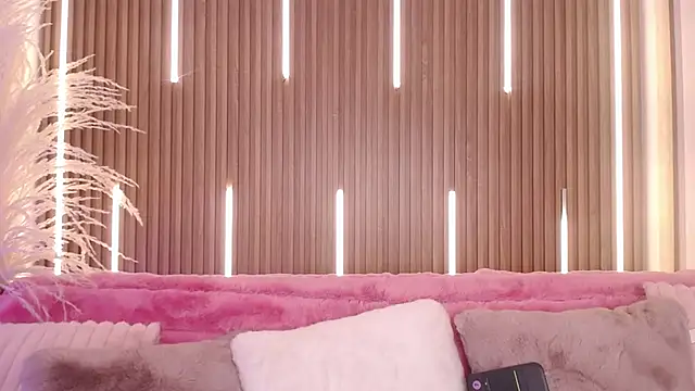 MylaDreams online show from September 2025 03:22:01 AM