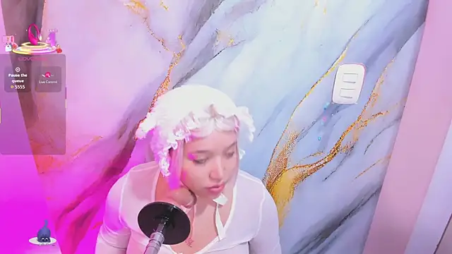 hinata dolly online show from December 2025 08:44:01 AM