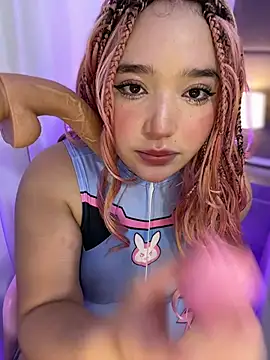 Snapshot of hinata_dolly chatting on July 2026 03:08:02 PM hinata dolly online show from July 2026 03:08:02 PM