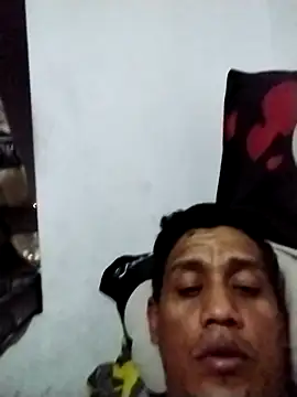 XRonny6 online show from July 2026 01:18:01 AM