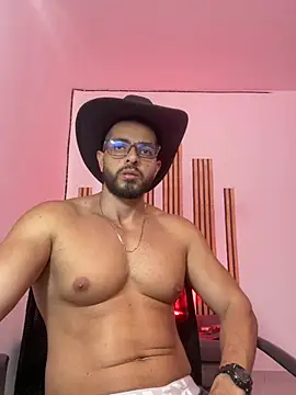 magnumchris online show from April 2026 07:26:01 PM