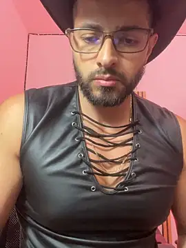 magnumchris online show from April 2026 01:42:02 AM